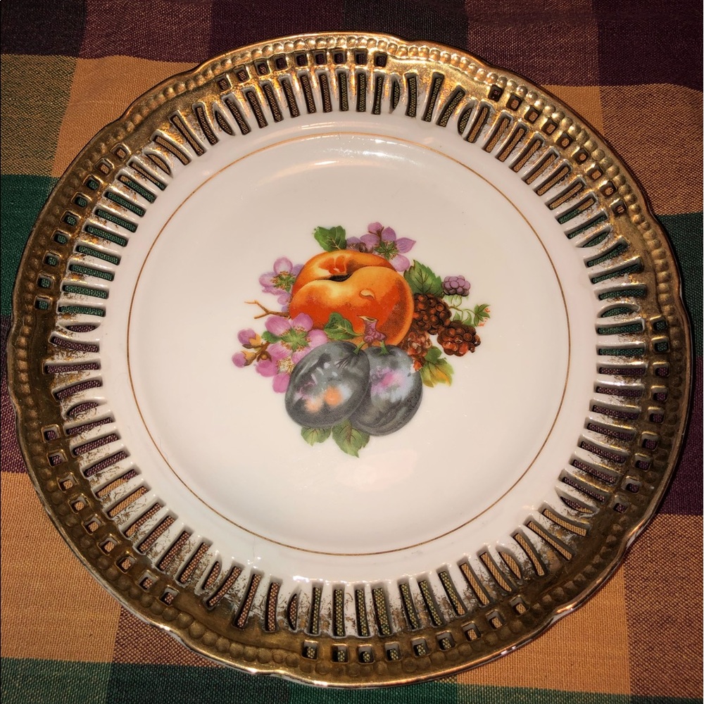 Set of Antique Occupied Japan decorative plates